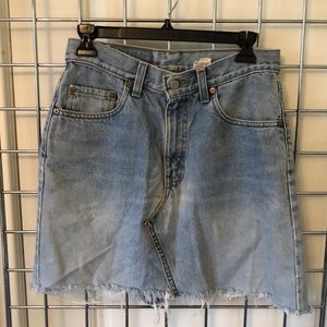 Vintage Levi’s denim skirt